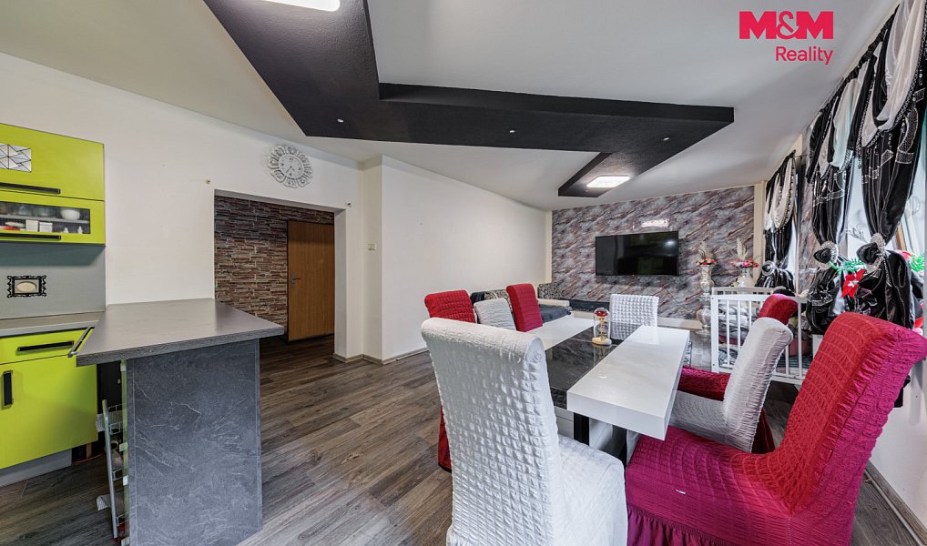 Prodej domu 176 m² s pozemkem 747 m², Kaceřov – náhled fotky 12