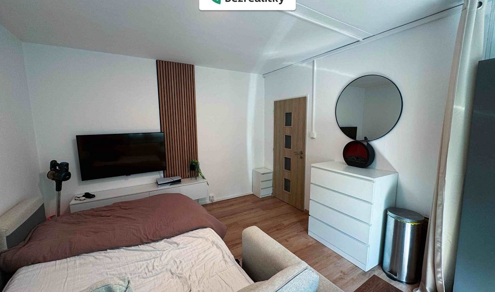 Prodej bytu 1+kk 26 m², Praha – náhled fotky 12