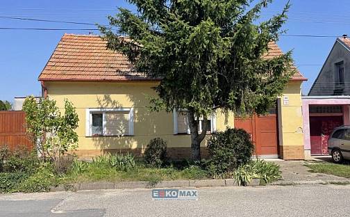 Prodej domu 210 m² s pozemkem 210 m², Julia Fučíka, Břeclav - Poštorná