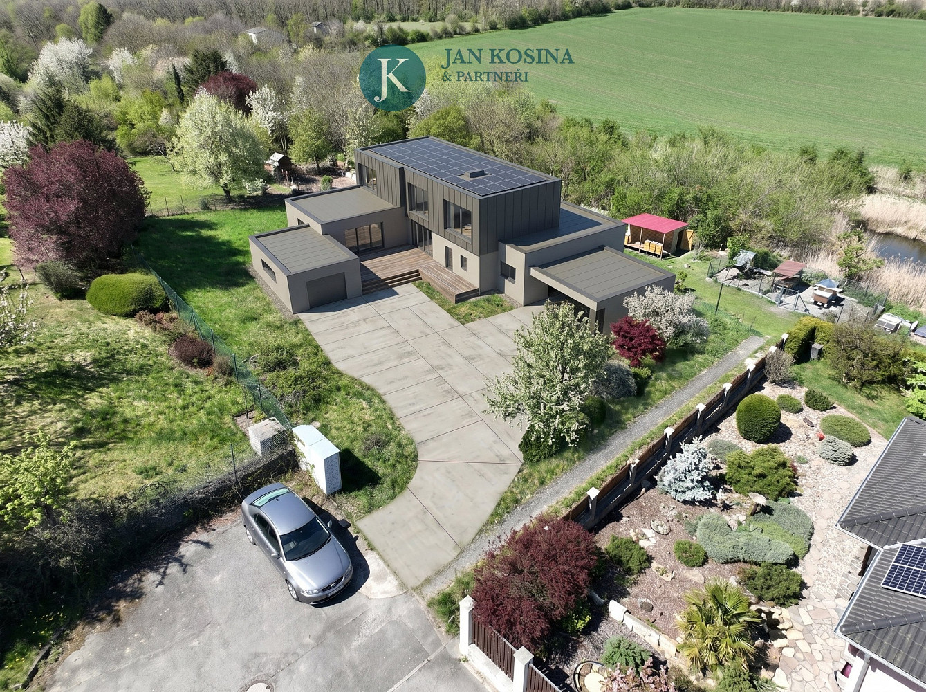 Prodej stavebního pozemku 1 155 m²
