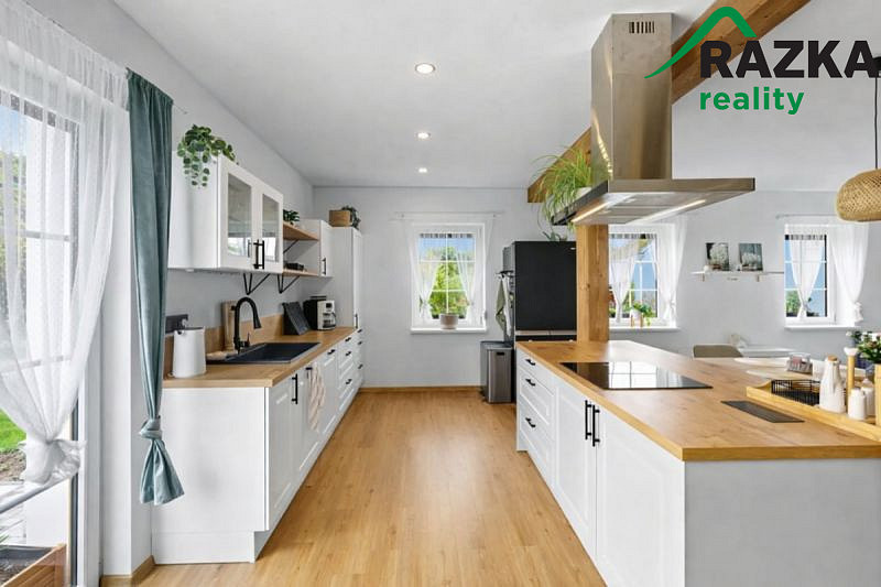 Prodej domu 158 m² s pozemkem 1 360 m² – fotografie 4