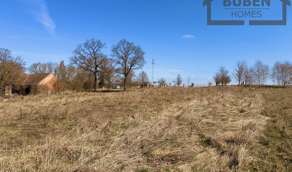 Prodej stavebního pozemku 871 m², Planá – náhled fotky 3