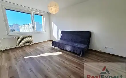 Pronájem bytu 1+1 30 m², Matúškova, Praha 4 - Háje