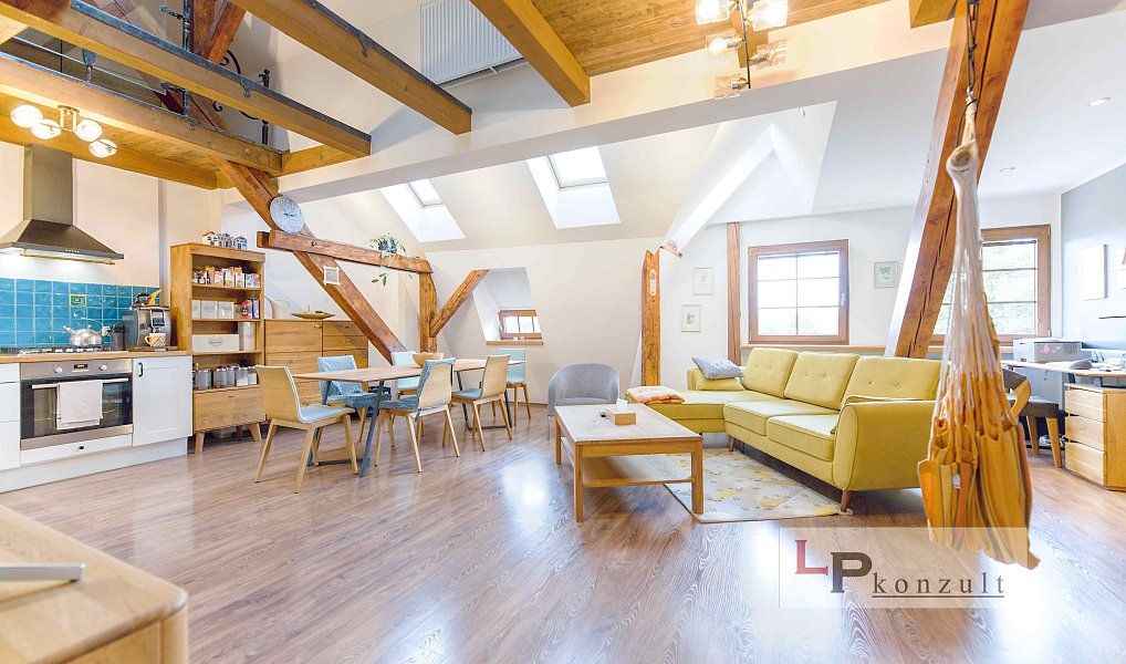 Prodej bytu 4+kk 145 m², Pardubice – náhled fotky 2