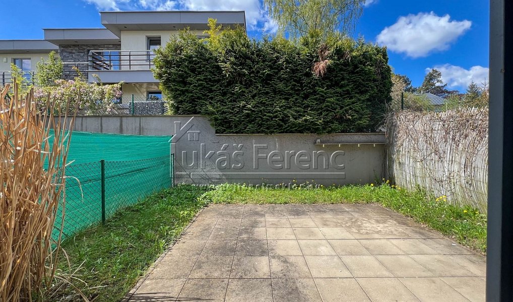 Prodej domu 83 m² s pozemkem 137 m², Škvorec – náhled fotky 24