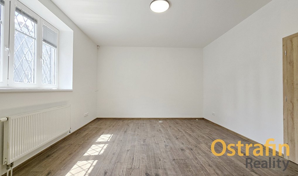 Pronájem kanceláře 90 m², Ostrava – náhled fotky 9