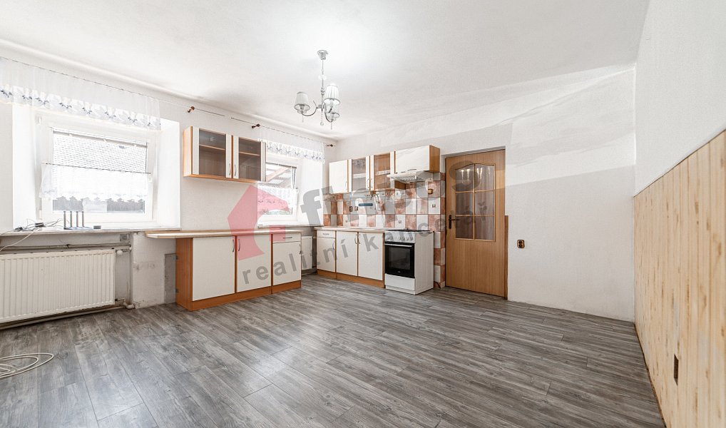 Prodej domu 278 m² s pozemkem 6 879 m², Světlá Hora – náhled fotky 9