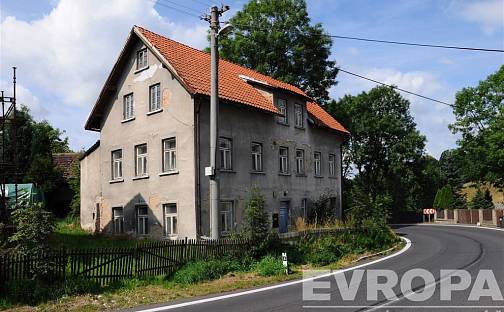 Prodej domu 180 m² s pozemkem 1 864 m², Starý Šachov - Malý Šachov, okres Děčín