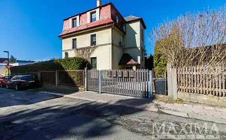 Prodej bytu 1+1 75 m², Jestřábí, Liberec - Liberec I-Staré Město