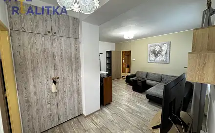 Pronájem bytu 4+1 72 m², Santražiny, Zlín