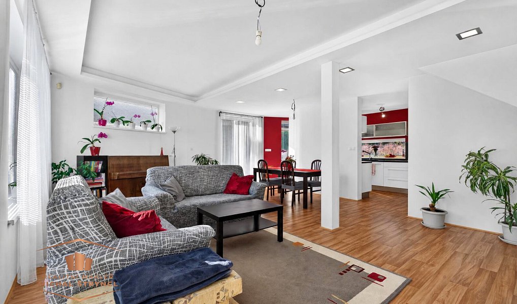 Prodej domu 170 m² s pozemkem 1 001 m², Žďár nad Sázavou – náhled fotky 9