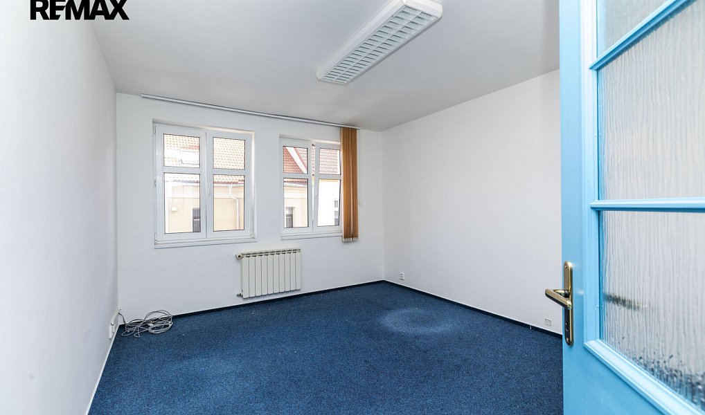 Pronájem domu 220 m² s pozemkem 225 m², Roudnice nad Labem – náhled fotky 17