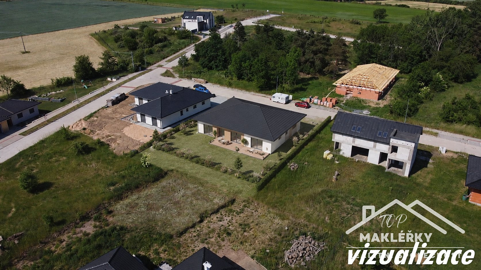 Prodej stavebního pozemku 898 m² – fotografie 3