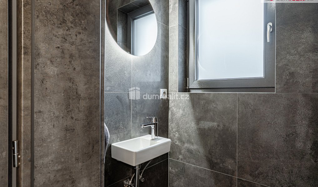 Prodej domu 184 m² s pozemkem 672 m², Dolní Morava – náhled fotky 12