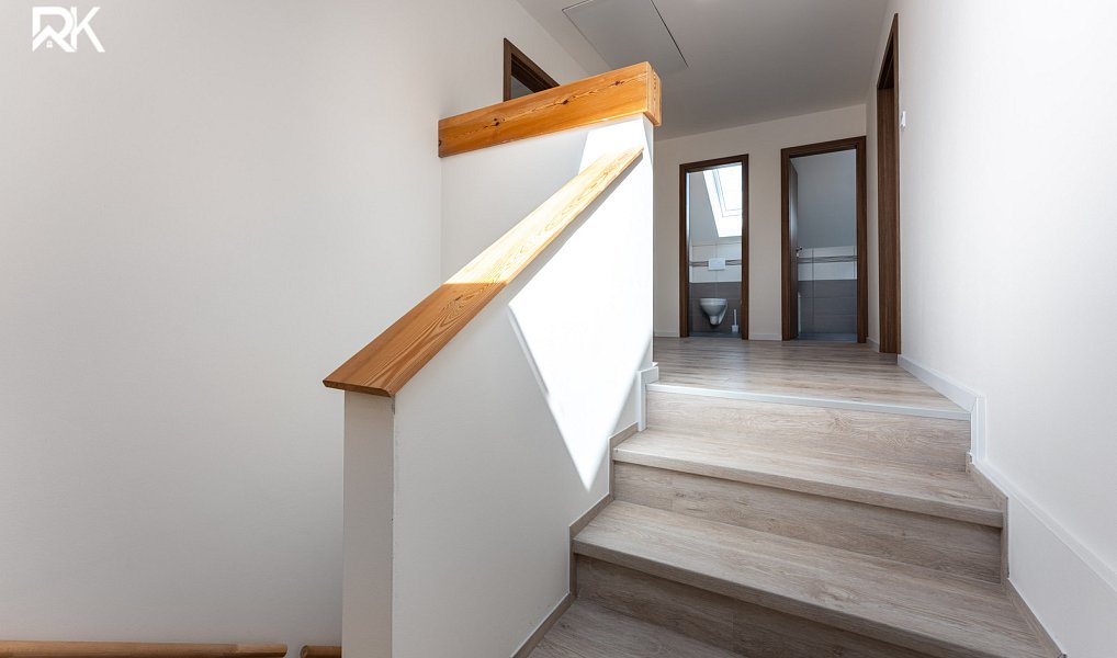 Prodej domu 162 m² s pozemkem 377 m², Kolín – náhled fotky 15
