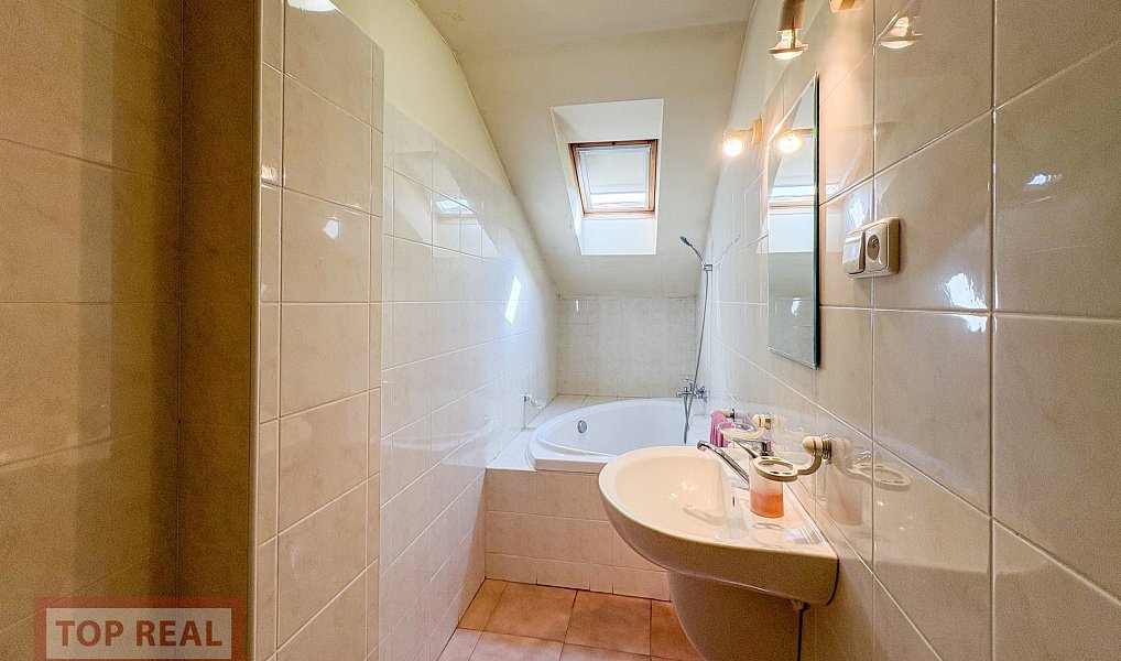 Prodej domu 316 m² s pozemkem 430 m², Kroměříž – náhled fotky 7