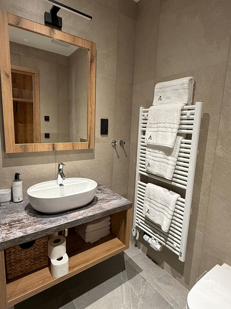 Prodej nájemního domu, činžáku 96 m² — photo 4