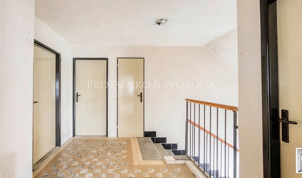 Prodej domu 308 m² s pozemkem 804 m², Písek – náhled fotky 16
