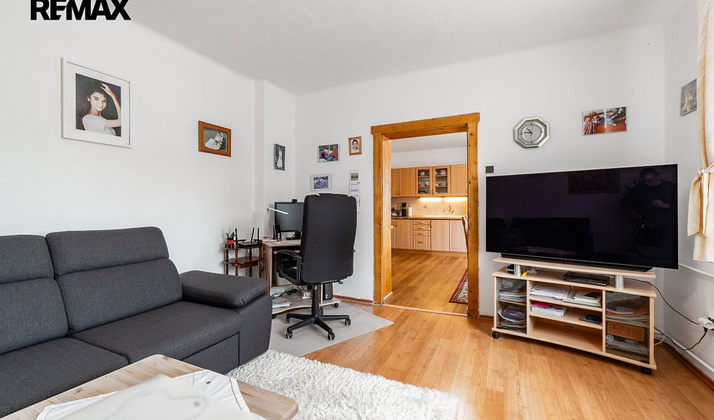Prodej domu 328 m² s pozemkem 758 m², Vejprty – náhled fotky 24