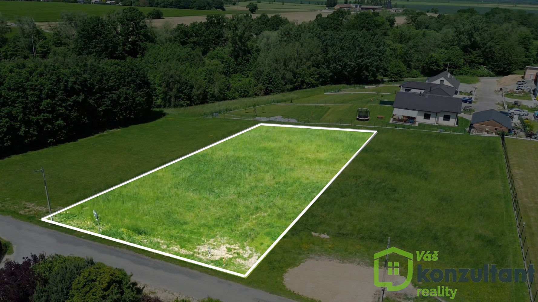 Prodej stavebního pozemku 1 432 m²