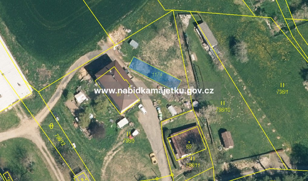 Prodej pozemku 2 517 m², Sedlec-Prčice – náhled fotky 3