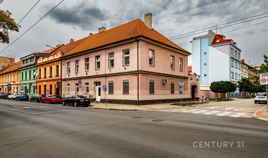 Prodej bytu 2+1 51 m², České Budějovice – fotka 1 z 15