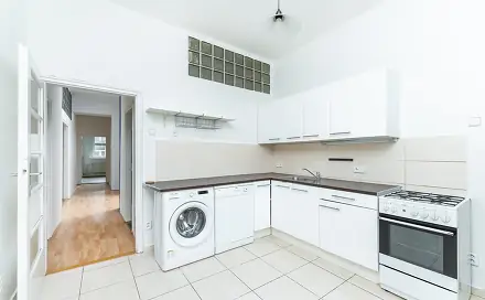 Prodej bytu 4+1 96 m², Rovnoběžná, Praha 4 - Nusle