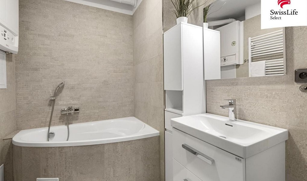 Prodej domu 192 m² s pozemkem 868 m², Pardubice – náhled fotky 11