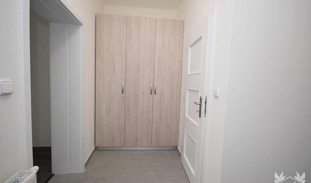 Pronájem bytu 2+1 74 m², Strakonice – náhled fotky 9