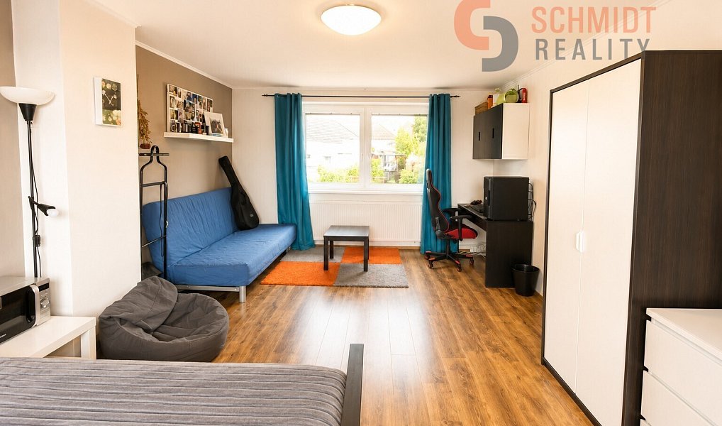 Prodej ubytovacího objektu 323 m², Bavory – náhled fotky 12