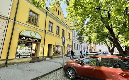 Pronájem bytu 2+kk 80 m², Masarykovo náměstí, Uherské Hradiště