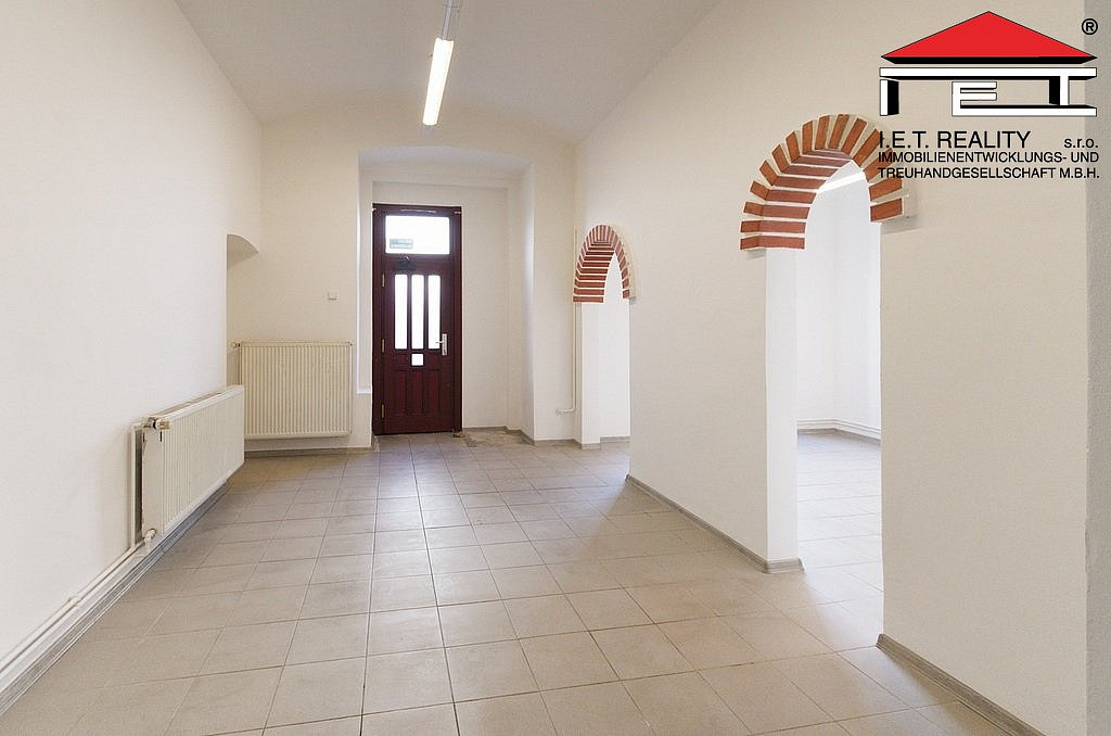 Pronájem obchodních prostor 47 m² – fotografie 4