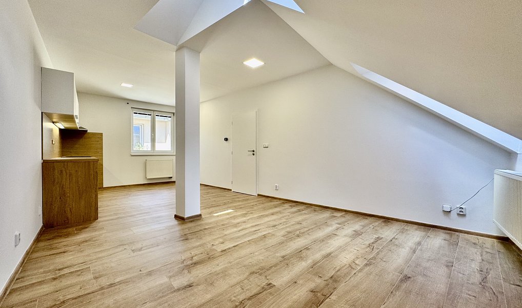 Pronájem bytu 2+kk 52 m², Znojmo – náhled fotky 5