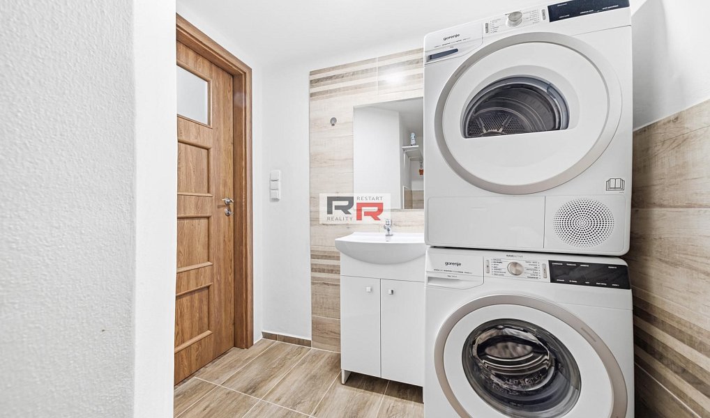 Prodej domu 289 m² s pozemkem 427 m², Olomouc – náhled fotky 30