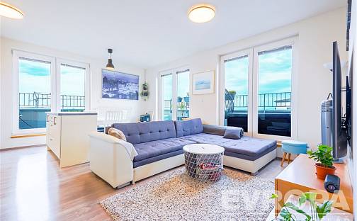 Prodej bytu 4+kk 95 m², T. G. Masaryka, Horoměřice, okres Praha-západ