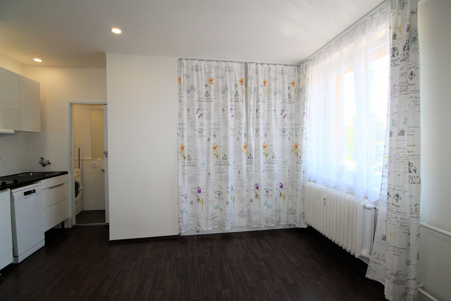 Pronájem bytu 1+kk 27 m² – pohled 3