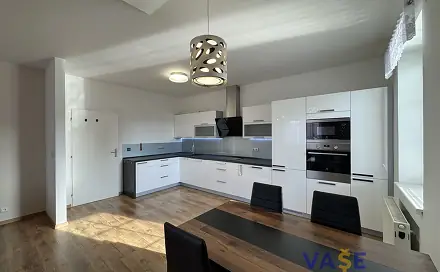 Pronájem bytu 3+kk 95 m²
