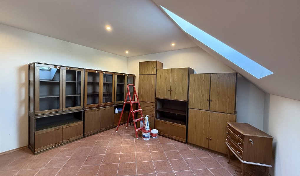 Prodej domu 200 m² s pozemkem 1 203 m², Kly – náhled fotky 19