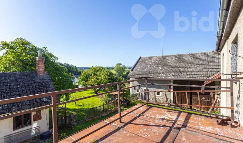 Prodej domu 279 m² s pozemkem 2 398 m², Okřesaneč – náhled fotky 35