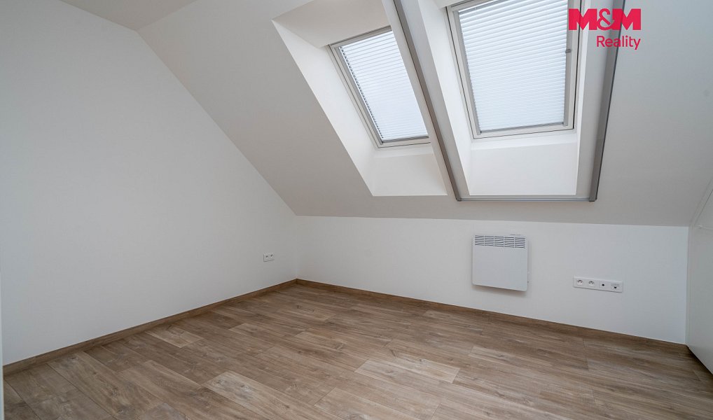 Prodej bytu 3+kk 81 m², Smiřice – náhled fotky 11