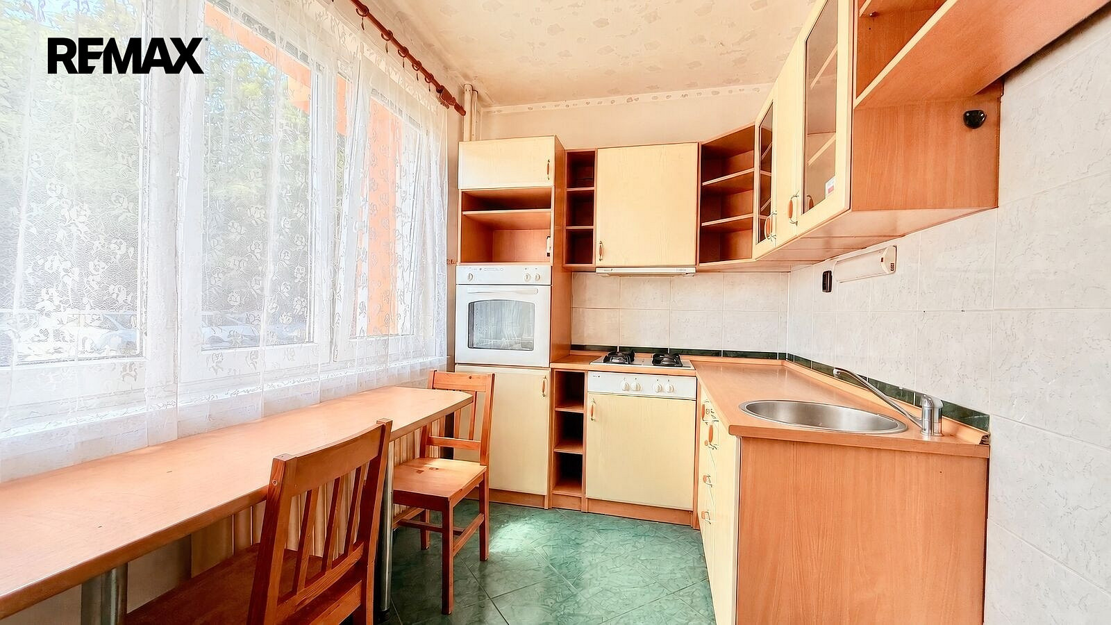 Prodej bytu 2+1 55 m² – fotografie 2