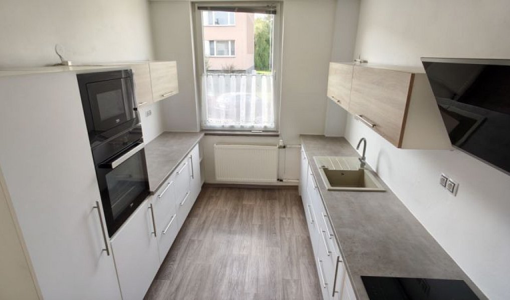 Prodej domu 160 m² s pozemkem 200 m², Chlumec nad Cidlinou – náhled fotky 8