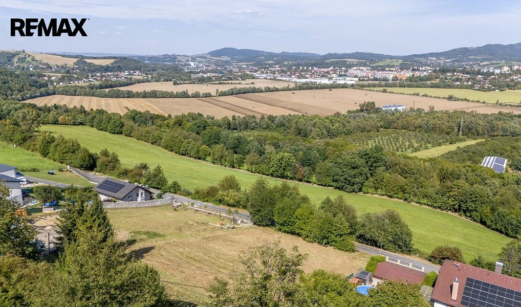 Prodej stavebního pozemku 1 000 m², Jarcová – náhled fotky 11