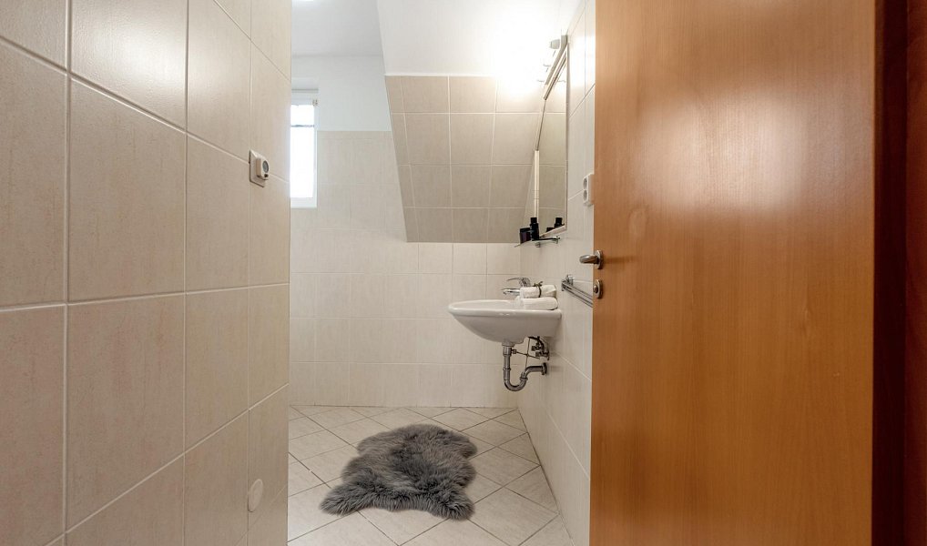 Prodej domu 202 m² s pozemkem 1 200 m², Praha – náhled fotky 35