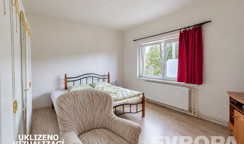 Prodej domu 240 m² s pozemkem 383 m², Kraslice – náhled fotky 7