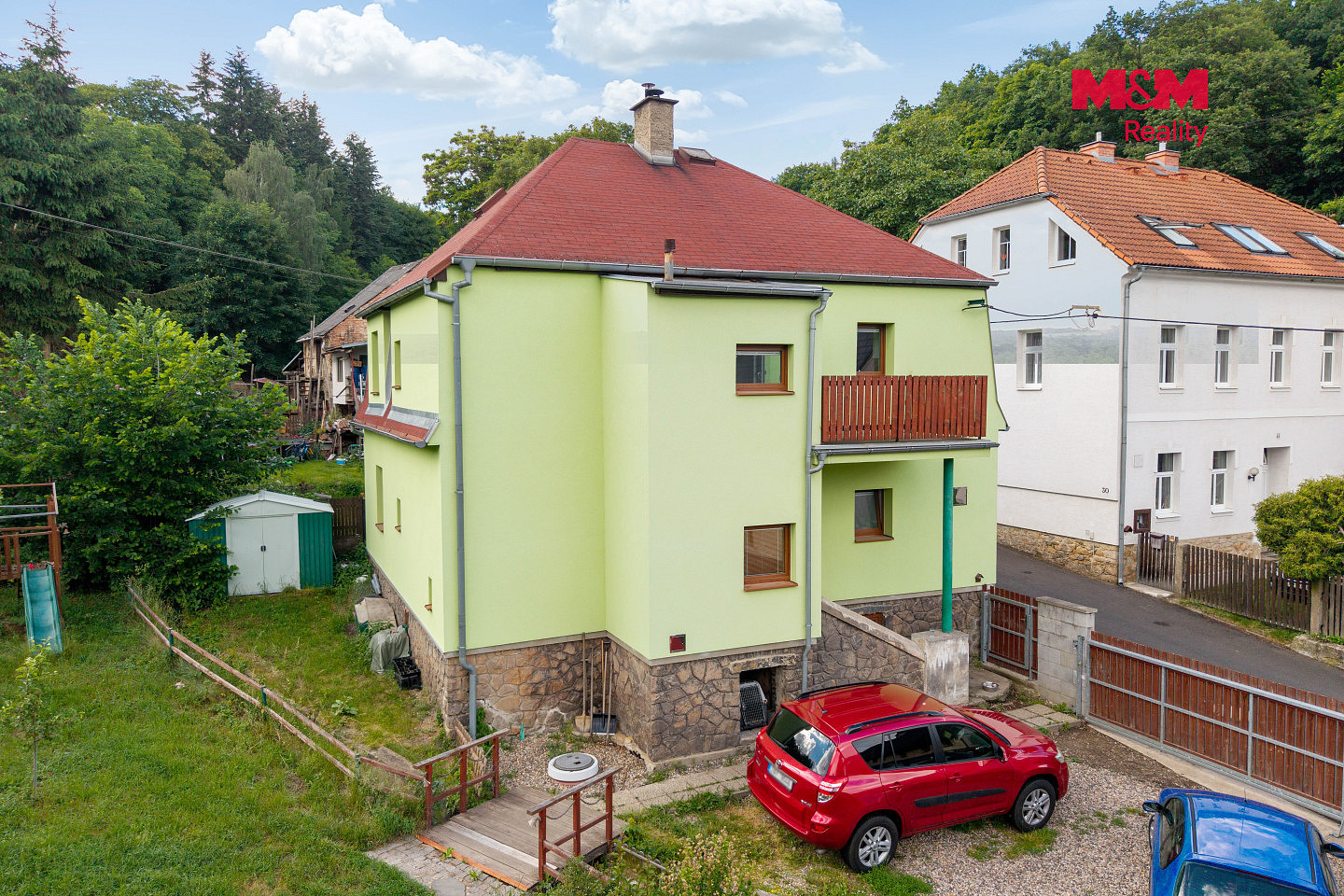 Prodej domu 149 m² s pozemkem 877 m² – fotografie 2