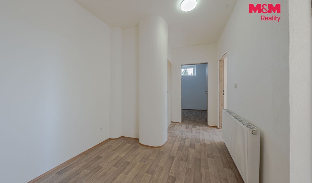 Pronájem domu 302 m² s pozemkem 421 m², Vrátno – náhled fotky 10