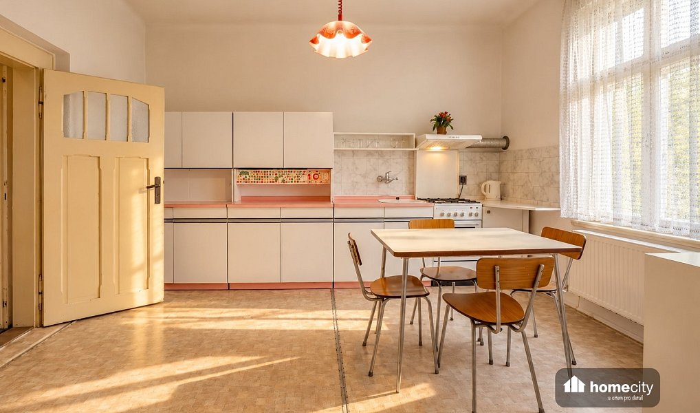 Prodej domu 225 m² s pozemkem 488 m², Pardubice – náhled fotky 8