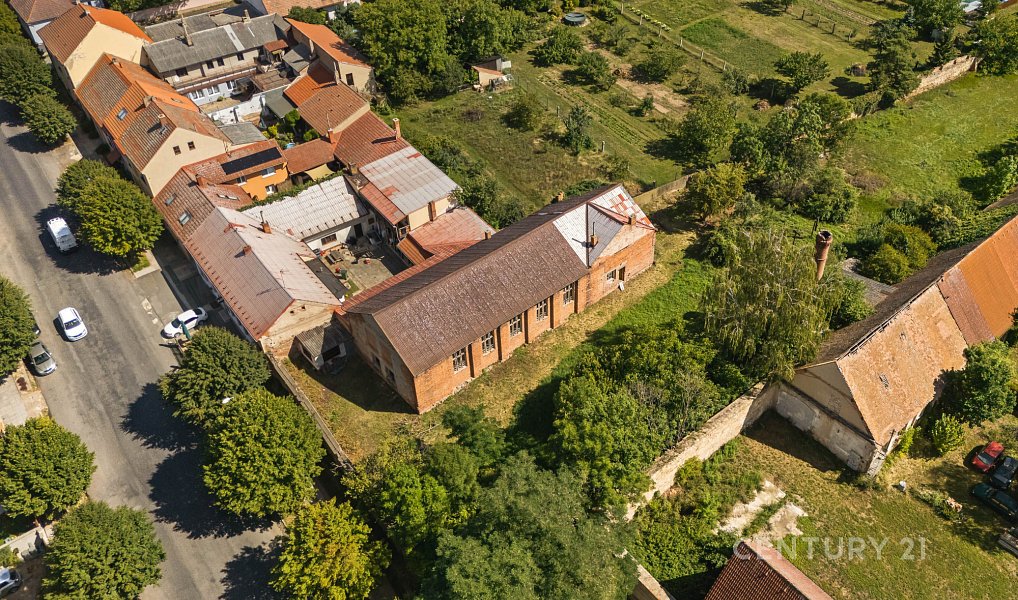 Prodej komerčního objektu (jiného typu) 354 m², Zlonice – náhled fotky 22