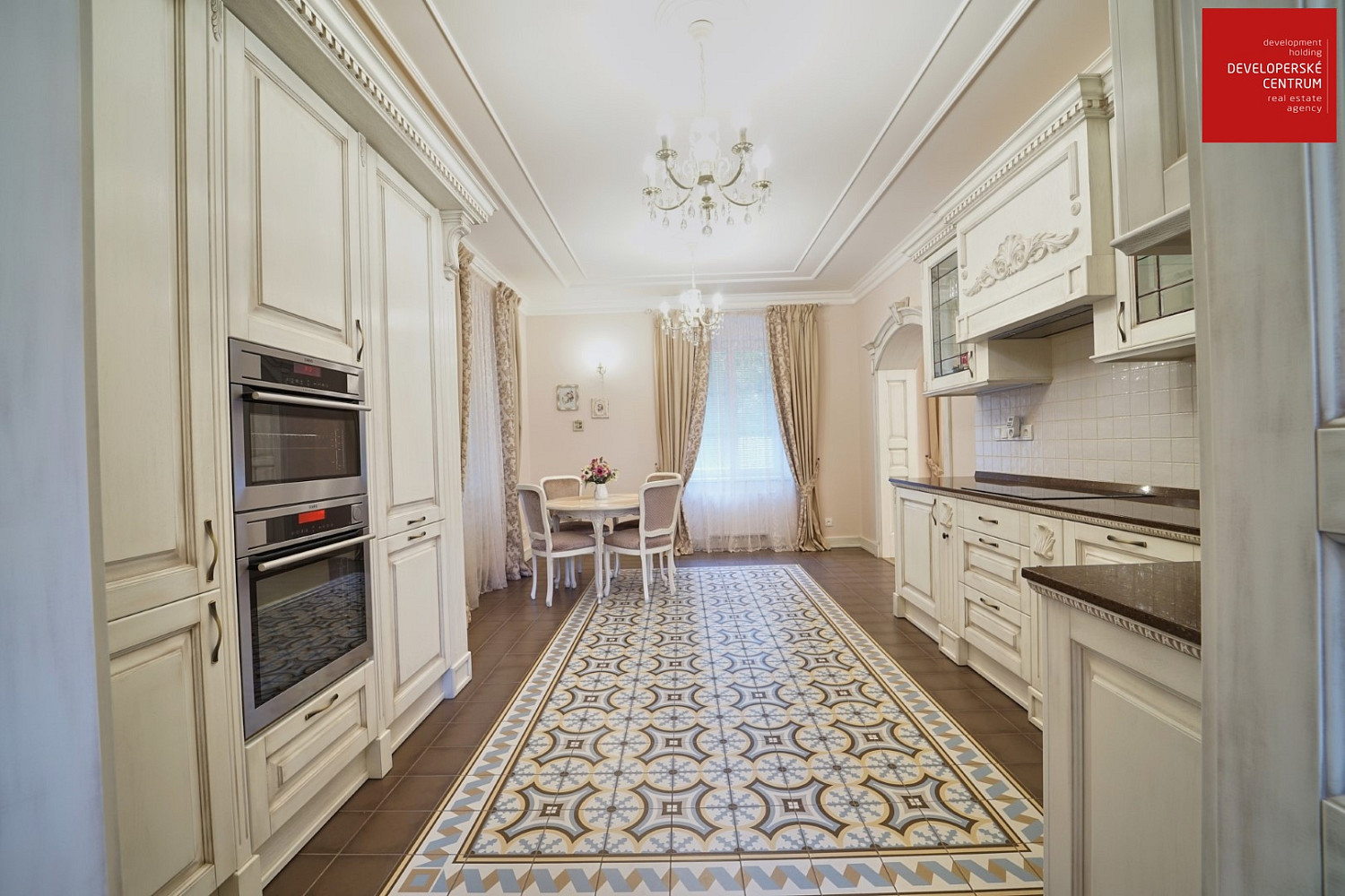 Prodej domu 630 m² s pozemkem 1 118 m² – pohled 6